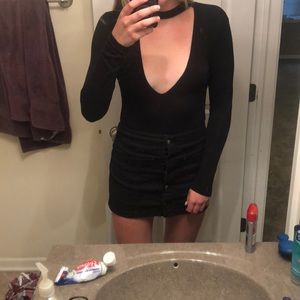 BLACK low-cut bodysuit